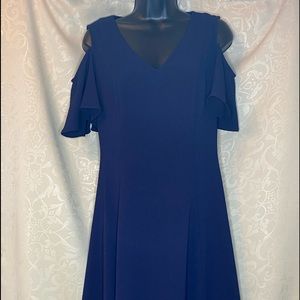 Sharagano V-Neck Navy Dress with Peek a Boo shoulder. EUC! Size 4